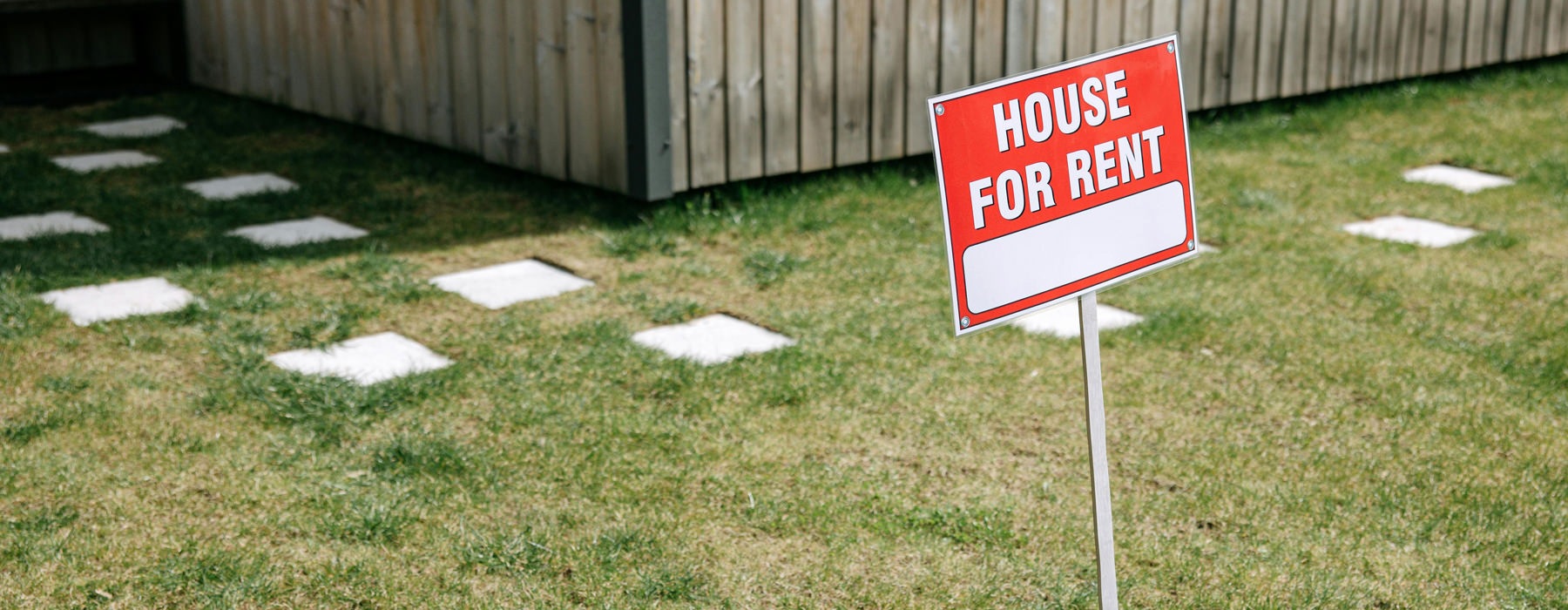 House for Rent' sign in the yard of a single-family home at Alterra Sierra Vista in Rosharon, Texas